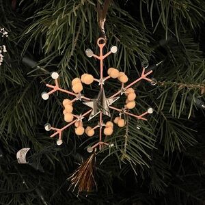 Free People A Set of Six Snowflake Ornaments NWT
